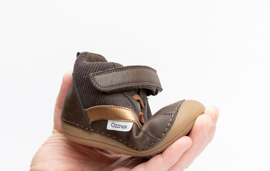 The Ultimate Guide to Choosing Baby and Toddler Shoes: Comfort, Fit, and Style