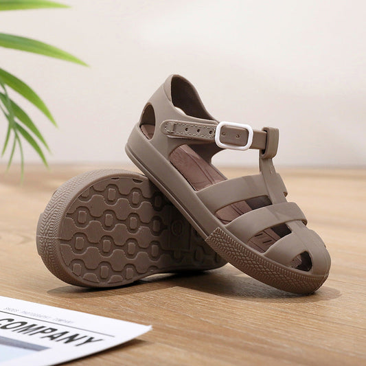 How to Choose Your Baby’s First Shoes (A Parent’s Guide)