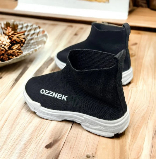 Durable Kids Slip-On Sneakers: The Perfect Spring Essential for Active Kids