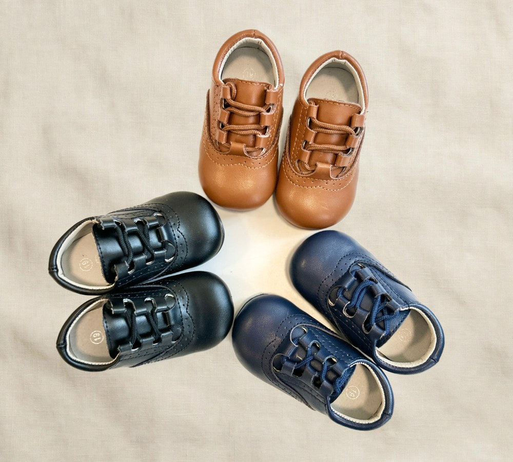 Alfie Lace-up Dress Shoe for Kids, Wide Toe Box on cream linen background — view 2