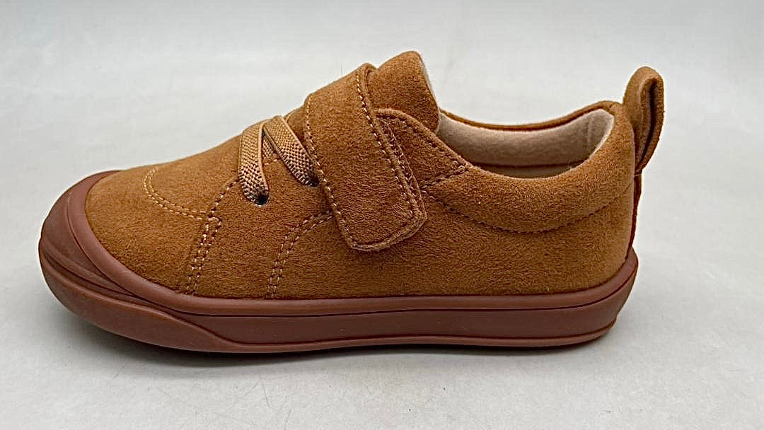 Pre-Order Sienna Barefoot-Style Kids Sneakers – Flexible Sole, Wide Toe Box, Velcro Closure