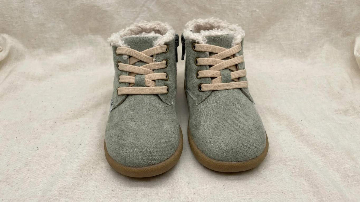 Terra Kids Barefoot Boots | Toddler Winter Boots on cream linen background — view 5