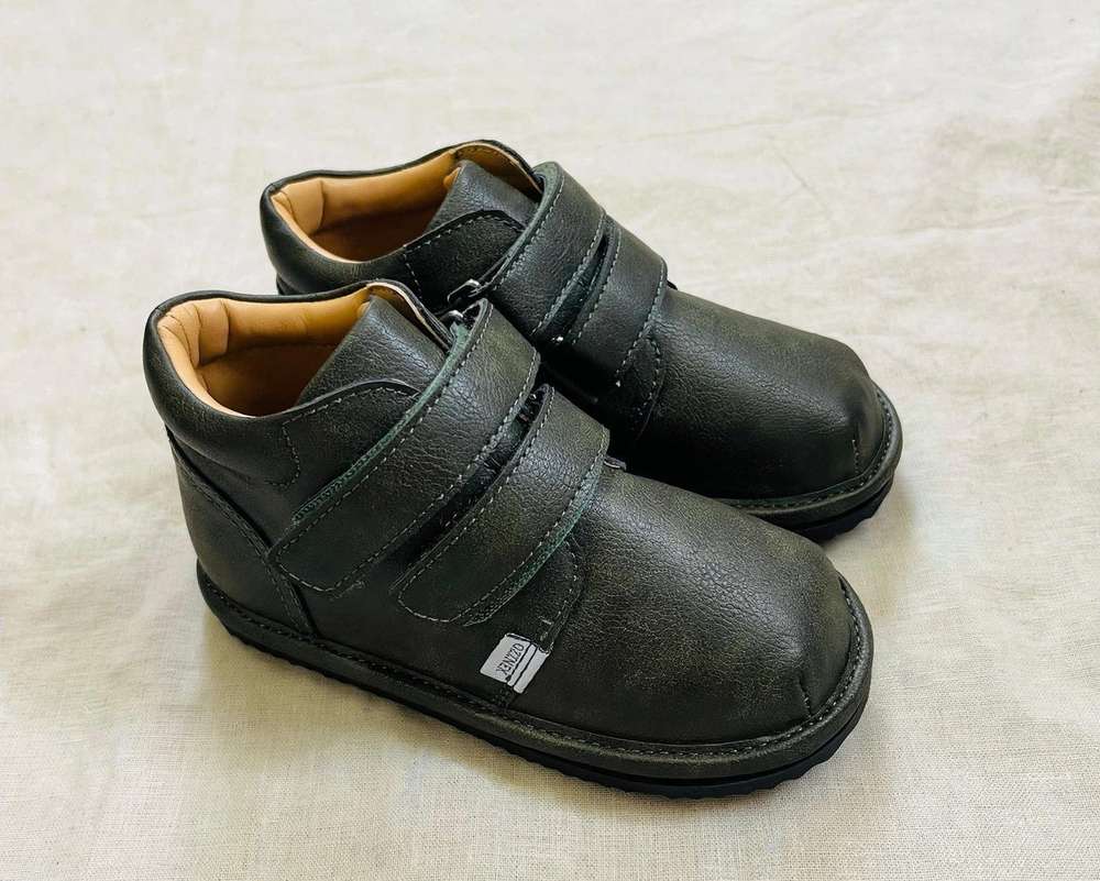 Barefoot Toddler Sneakers | Flexible Wide Toe Box Kids Shoes | Forest Green on cream linen background