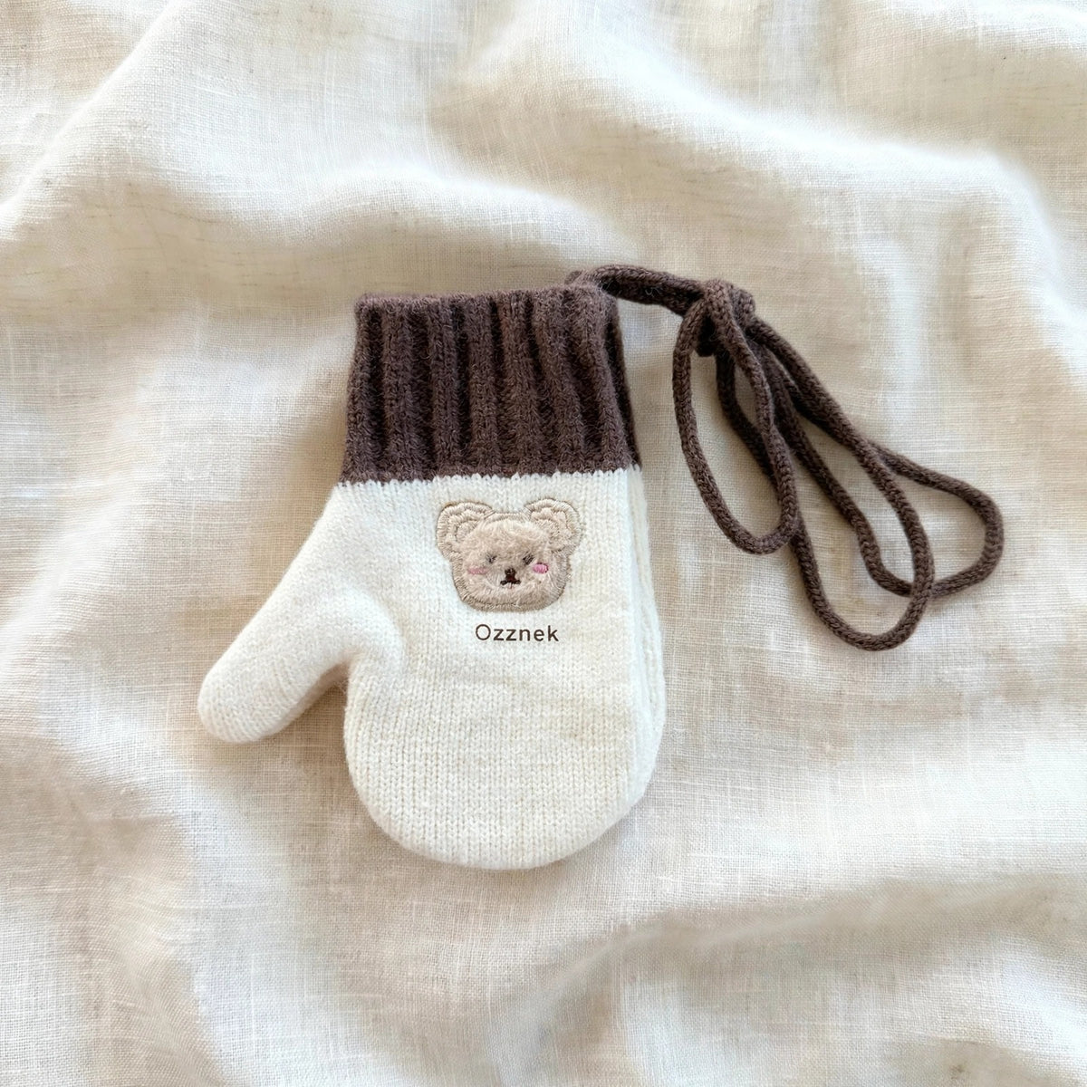 Kids Winter Gloves with String | Warm Toddler Mittens 2-5Y — view 3