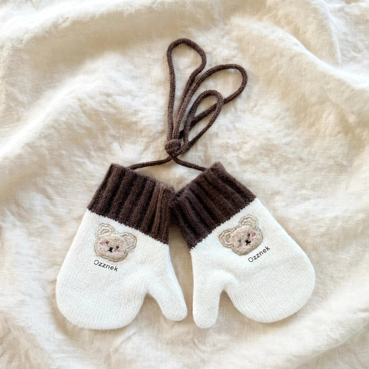 Kids Winter Gloves with String | Warm Toddler Mittens 2-5Y — pair view