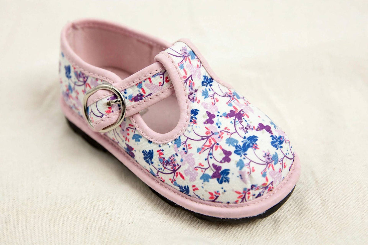 Kids Floral Mary Janes – Breathable Flower Pattern Toddler Dress Shoes — close-up detail
