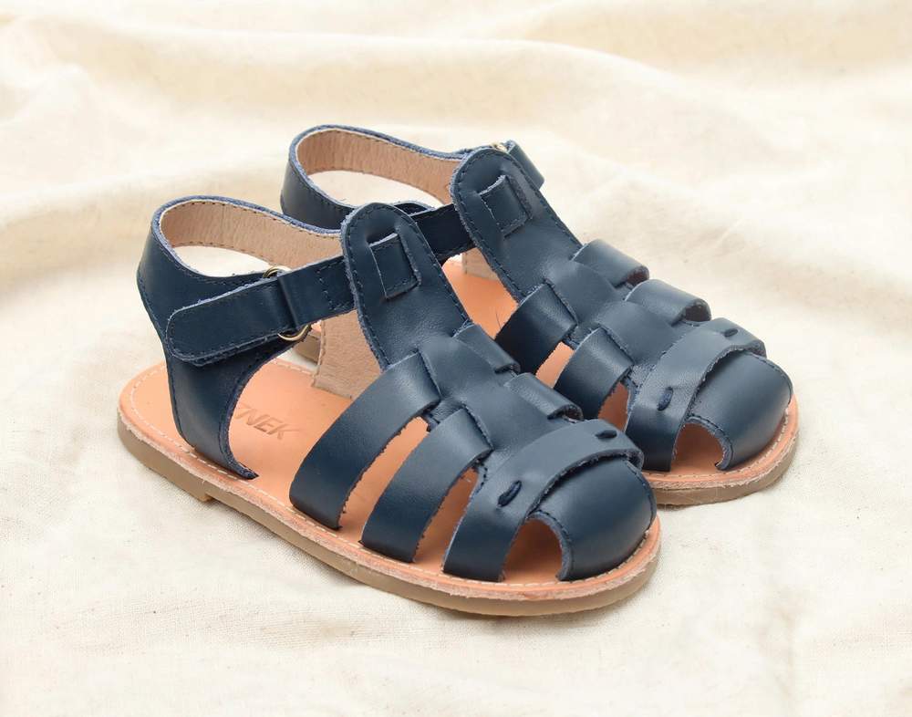 Kids' Italian Leather Sandals | Wide Toe Box & Flexible Sole for Toddlers| Venetian on cream linen background — view 2